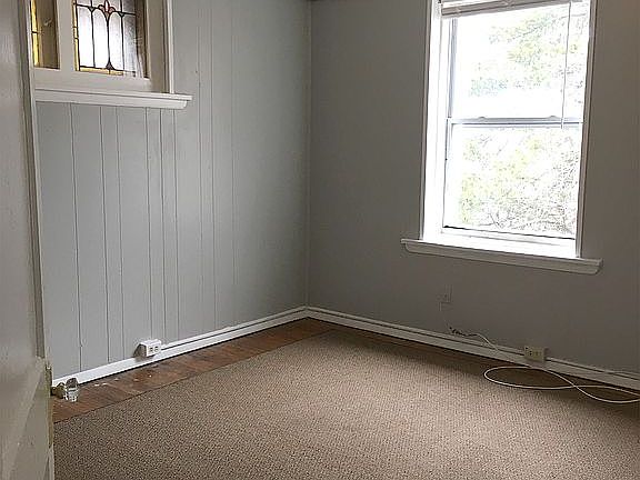 5th image of 3338 Aubert Ave