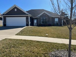 4504 Weybridge Dr, Columbia, MO 65203