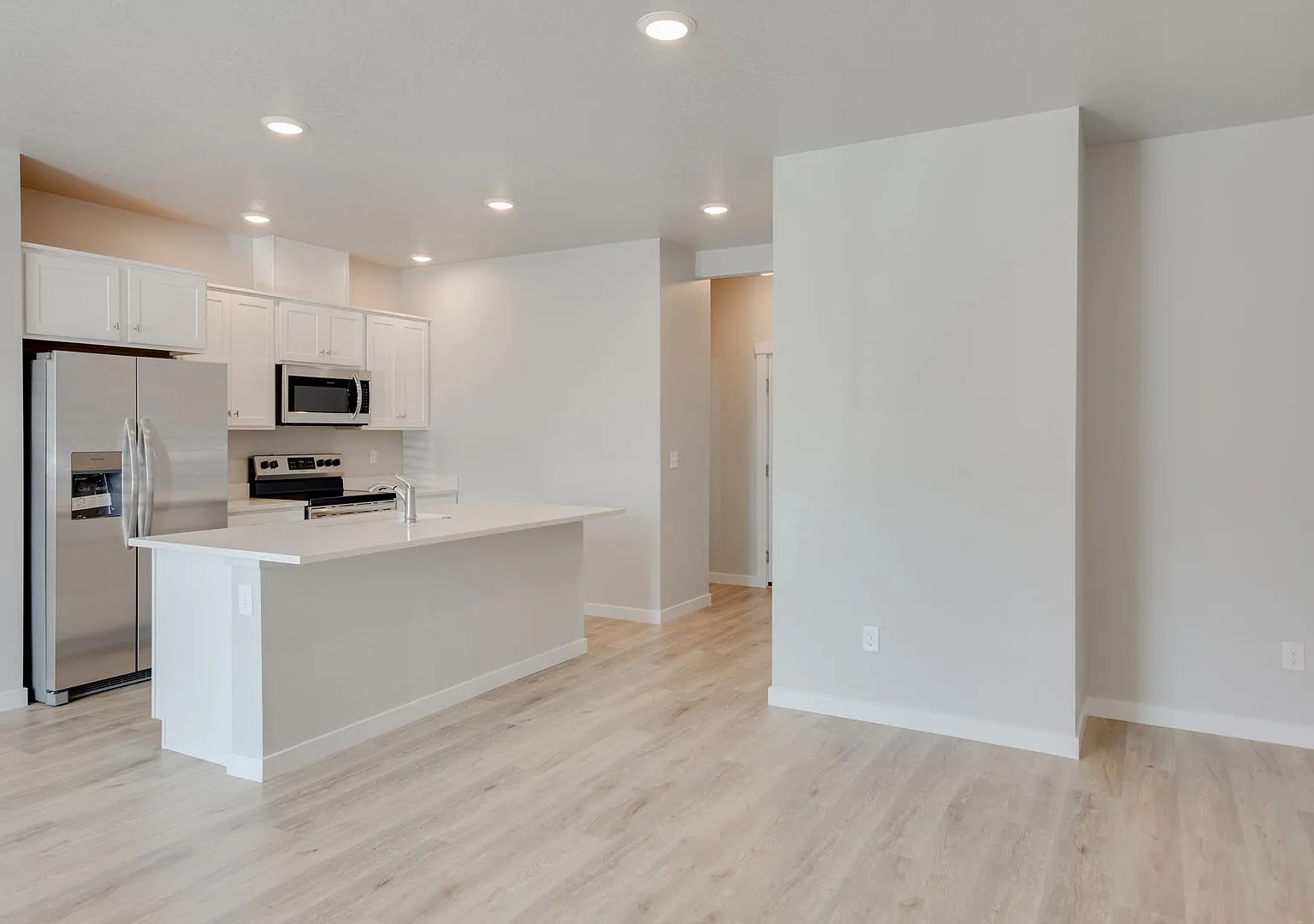 Fall into the Savings in this Brand New Townhome! — Photo 3
