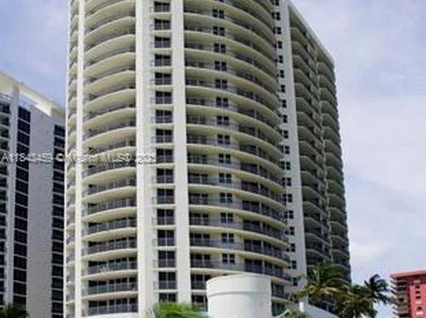 17375 Collins Ave #805, Sunny Isles Beach, FL 33160