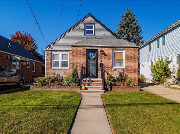 10 A Smith Street, East Rockaway, NY 11518