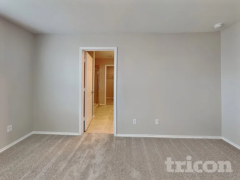 10355 Dunlap — Photo 7