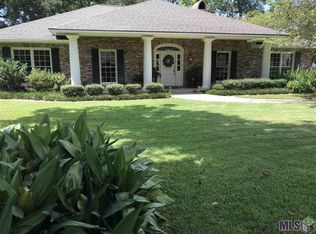 3042 Fairway Dr, Baton Rouge, LA 70809