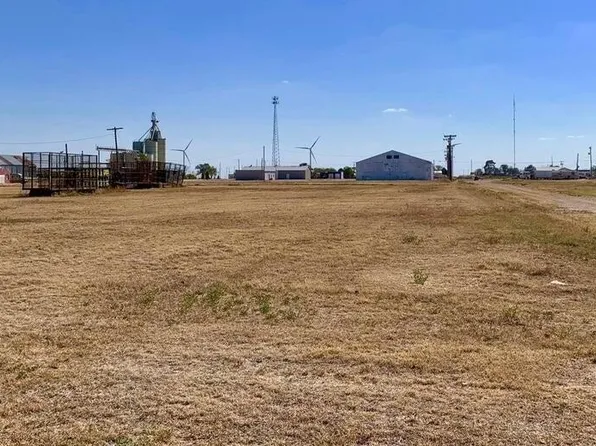 600 Avenue G, Ralls, TX 79357