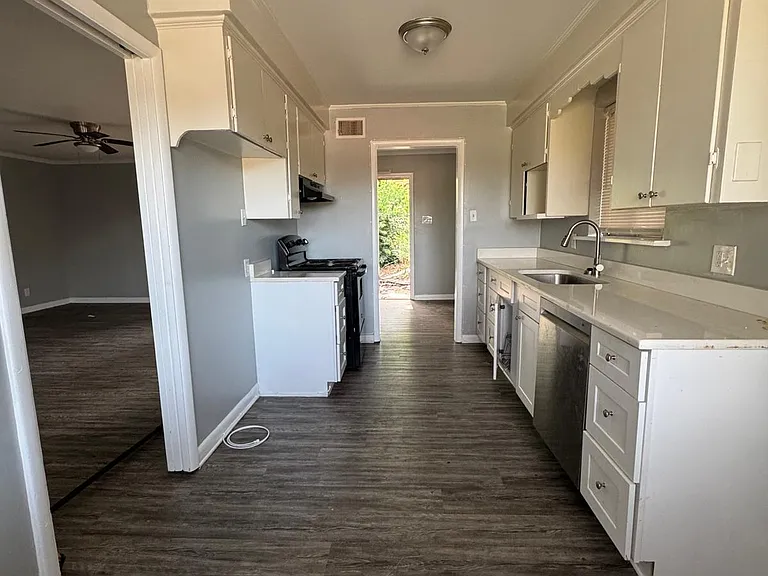4 Alameda Dr — Photo 9