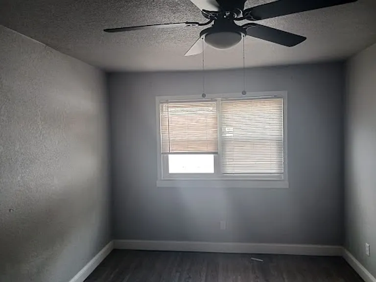 351 San Antonio Blvd — Photo 11