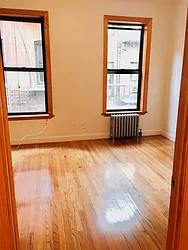 Rented by Warren T Real Estate Corp.