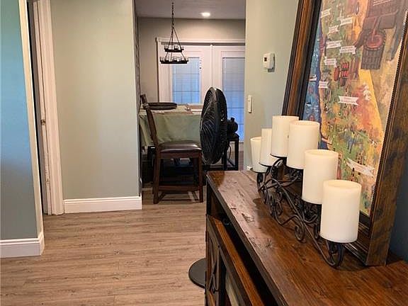 5th image of 4528 Villa Capri Ln