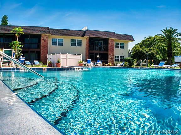 2nd image of 3800 Saxon Dr #390-39C