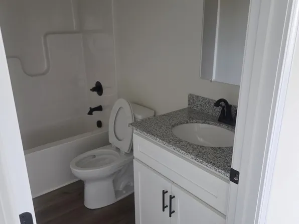 834 Otter Creek Rd, Vine Grove, KY 40175