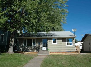 229 7th St, Proctor, MN 55810