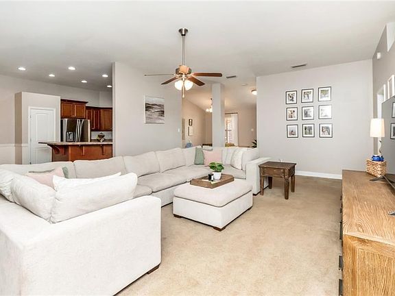 2nd image of 4093 Blackwell Ct W