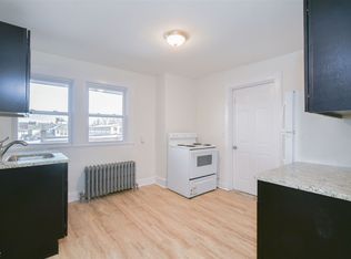 54 Grove St APT 2, Middletown, CT 06457