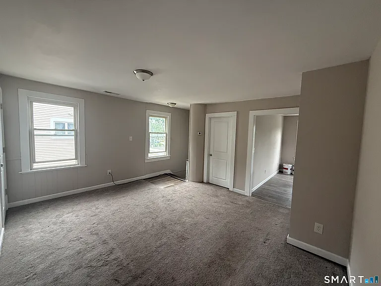 222 N Cherry St — Photo 15