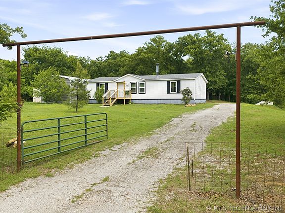 2nd image of 1080 Harvey Rd