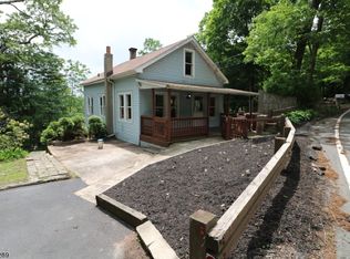 18 Nolans Point Rd, Lake Hopatcong, NJ 07849