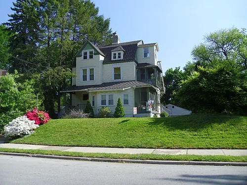 132 Linden Ave #5 Photo 1