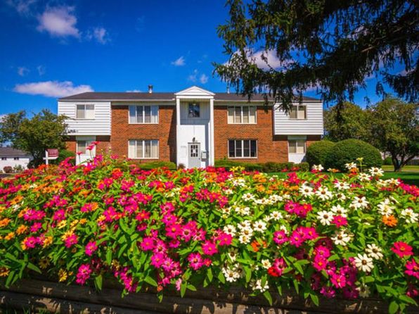 Harlo Apartments | 31499 Mound Rd, Warren, MI