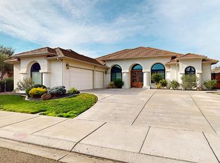 1233 Buzzini Ct, Ripon, CA 95366