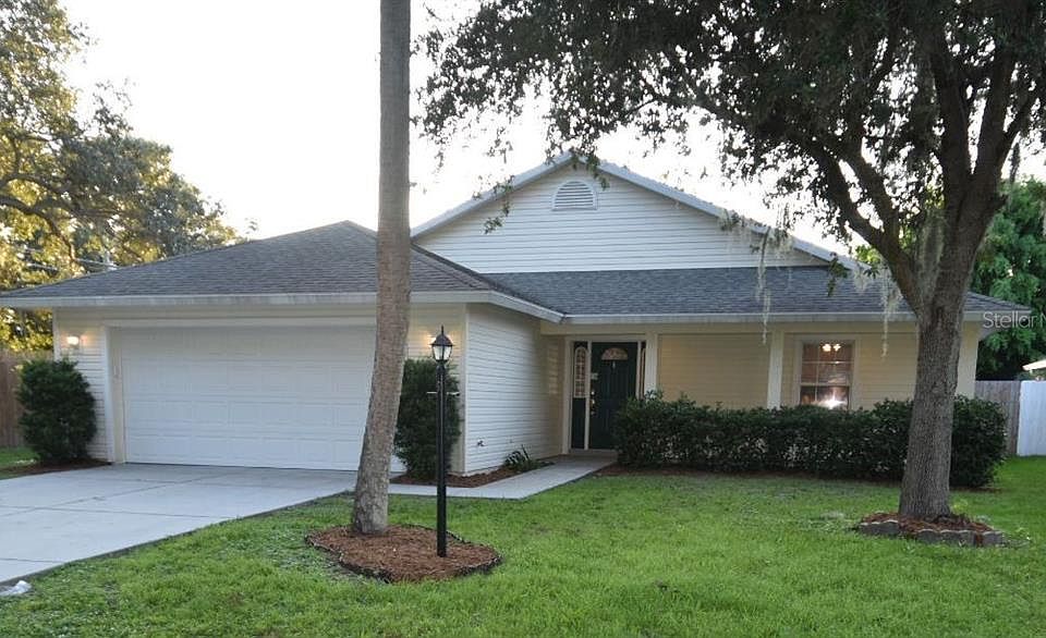 1st image of 4390 Iola Dr