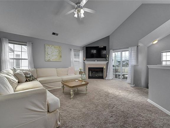 2nd image of 112 Vista Ct #2A
