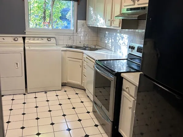 (undisclosed Address), North Charleston, SC 29418