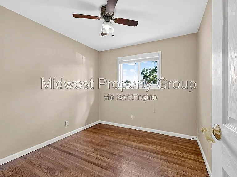 1205 Acredale Dr — Photo 14