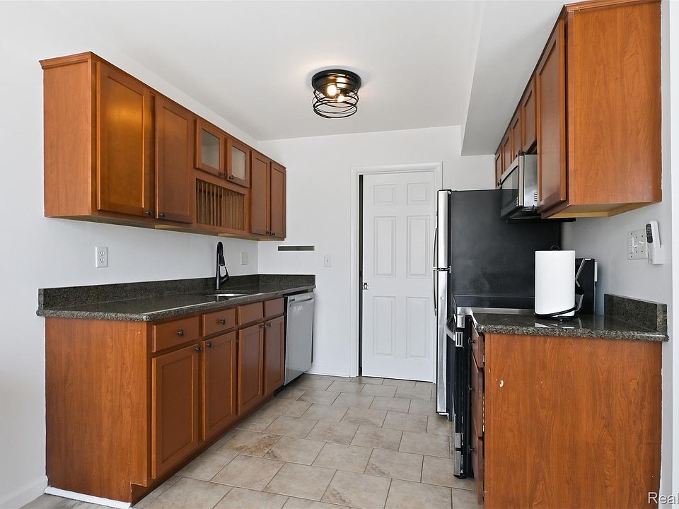 39625 Village Wood Ln Unit 6, photo 9