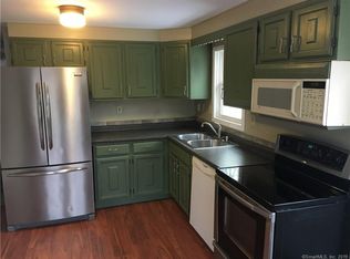 301 Gold Star Hwy, Groton, CT 06340