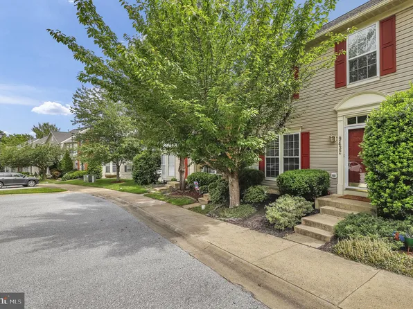 9432 Berkley Ln, Frederick, MD 21701