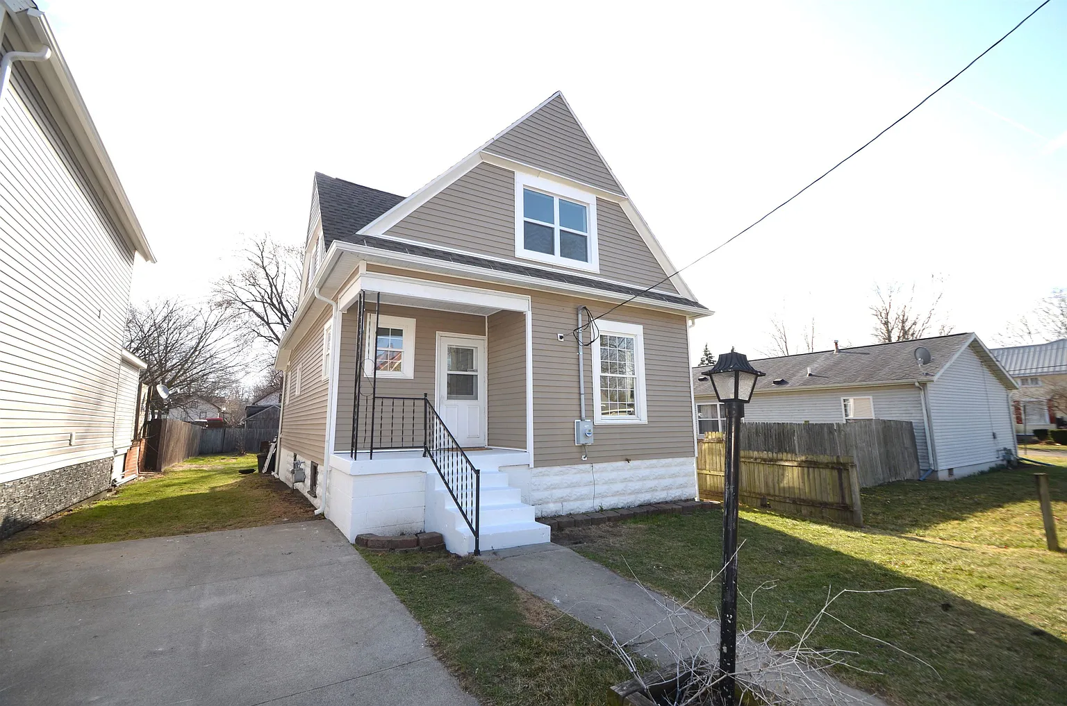 443 Prospect Ave photo 1