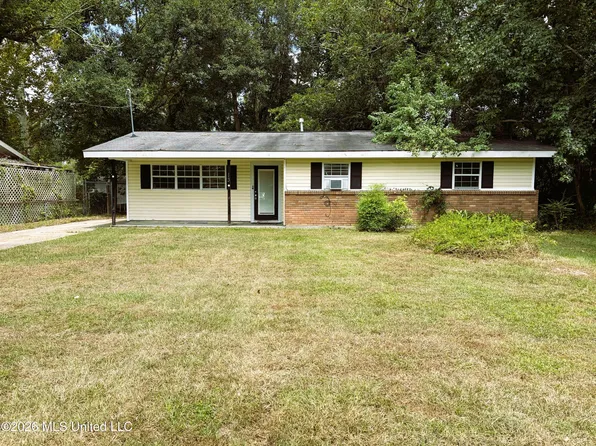 13 Linda Ln, Long Beach, MS 39560