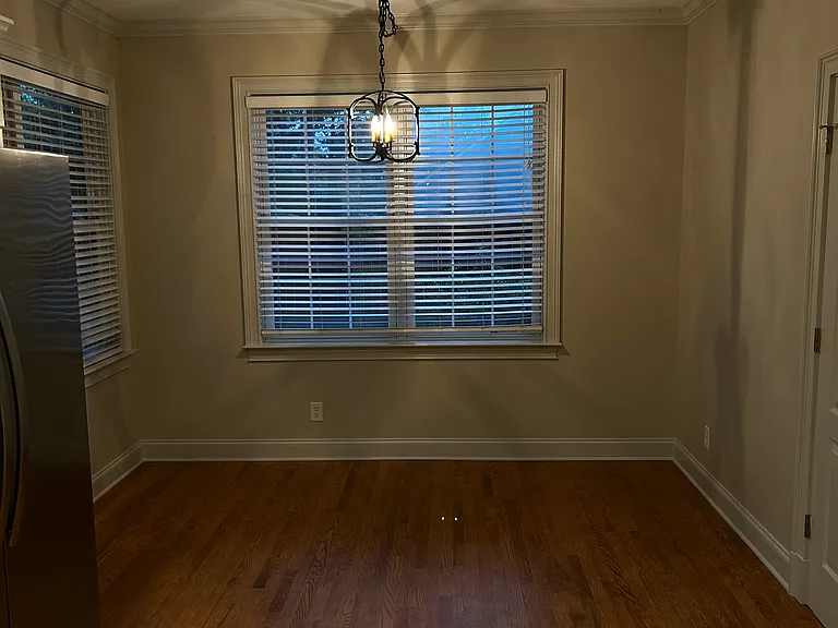 138 Florence St SW #3 — Photo 10