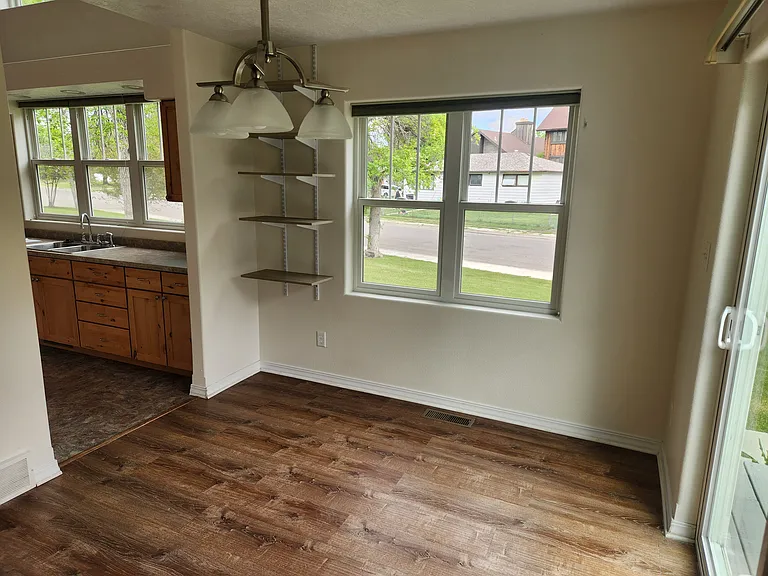 2333 Northern Lights Dr — Photo 6