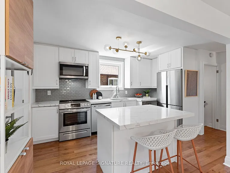 1342 Victoria Park Ave — Photo 5