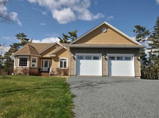 97 Rockfield Dr, Upper Tantallon, NS B3Z0M7