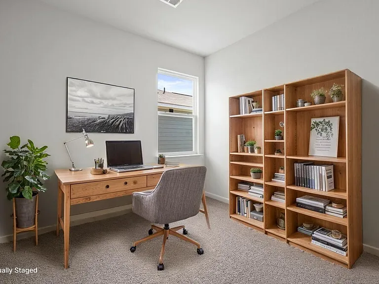 1301 Tilton Dr — Photo 15