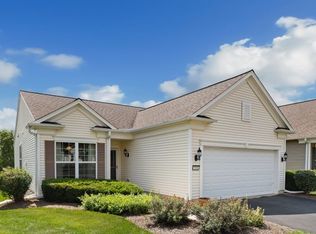 3361 Bagatelle Ln, Mundelein, IL 60060