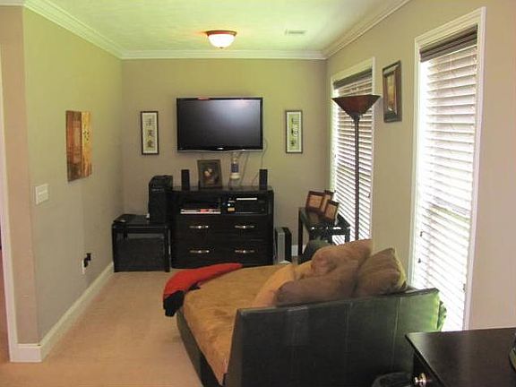 3rd image of 116 Lee Road 2180