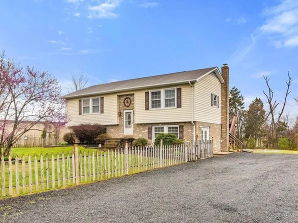 6560 Jefferson St, Haymarket, VA 20169