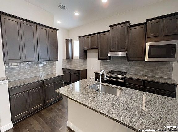 2nd image of 2833 Bethany Dr