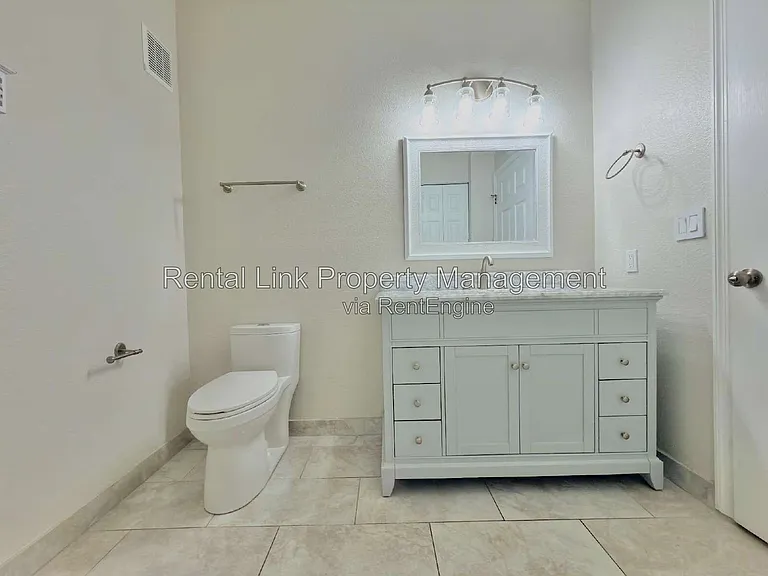 11530 Villa Grand #1115 — Photo 38