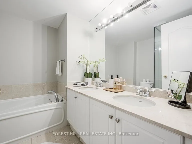 38 William Carson Cres #114 — Photo 26