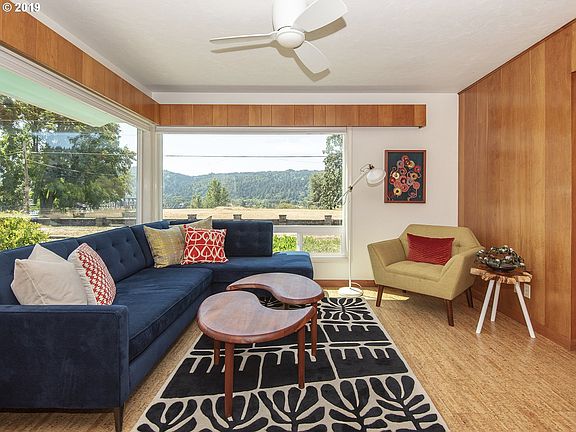 Living Room looking SW