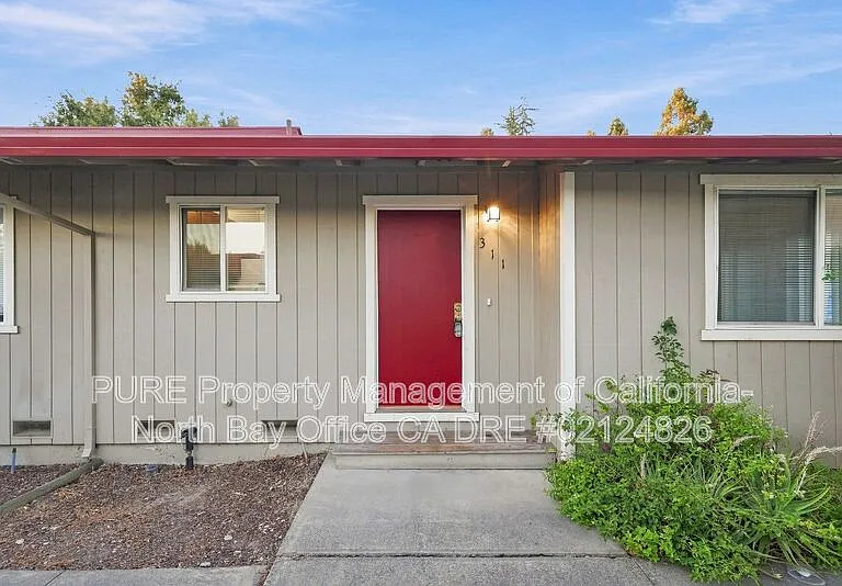 311 Jesse Ray Pl — Photo 3