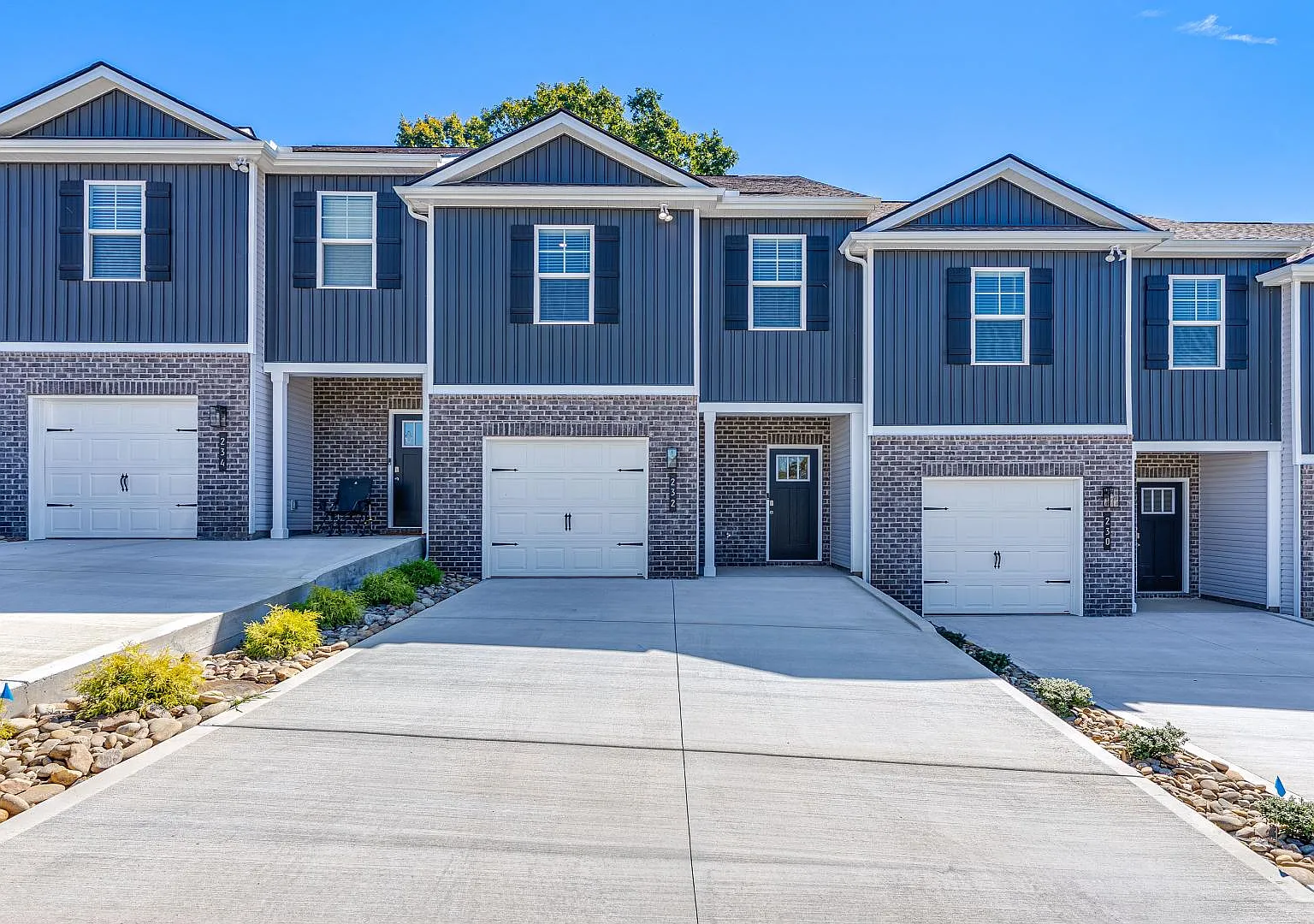 232 Business Park Ln — Photo 1