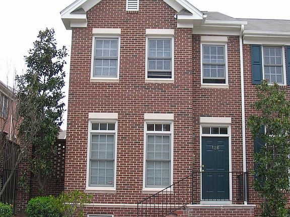 All Brick end unit/2BR/2.5 Bath