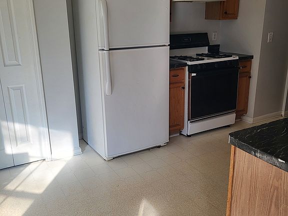 3rd image of 3574 Dyer Parke Ln SW