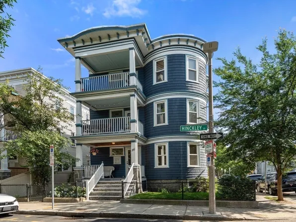 26 Hinckley St #1, Dorchester, MA 02125
