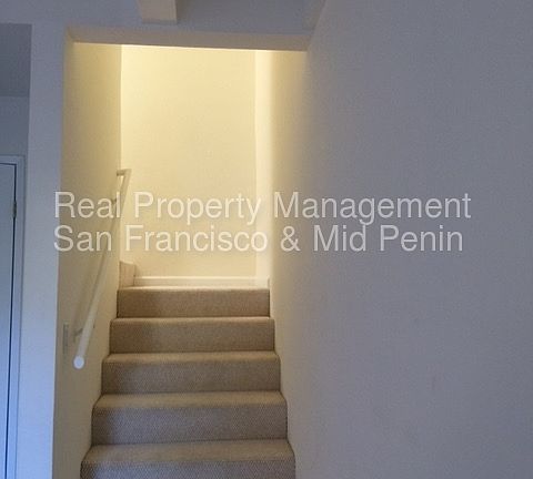 4th image of 1550 Center Rd APT 37